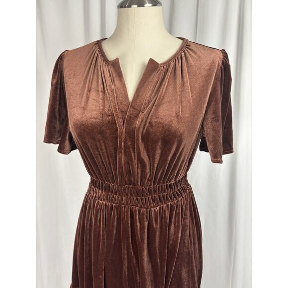 Women’s Velvet Tiered Short Sleeve Elastic Waist Maxi Dress Coffee Brown S - Picture 3 of 9